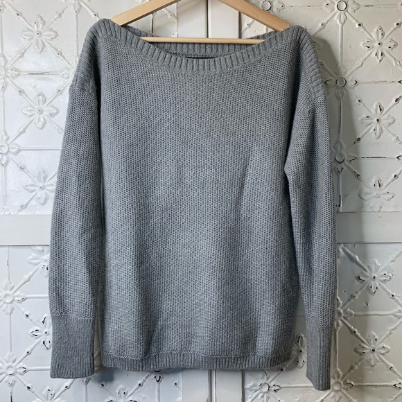 Banana Republic Sweaters - 🍌 republic Knit Soft Wool Blend